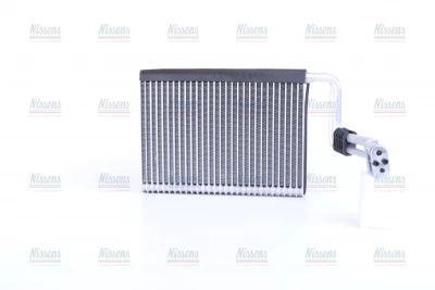 سربنتينة داخلية ( تلاجه ) نيسينز BMW (E90) 92268 - NISSENS