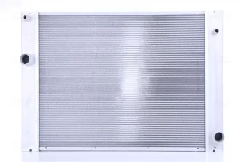 ردياتير نيسينز  BMW E60  2007
