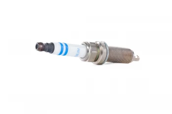 BOSCH Original Set Of Spark Plugs Nissan 0242129522